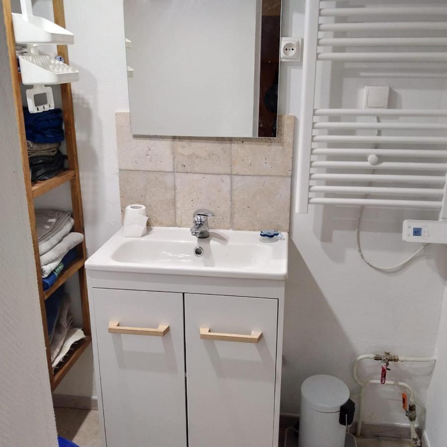 Maisonnette De Charme Climatisee La Machine Ngoại thất bức ảnh